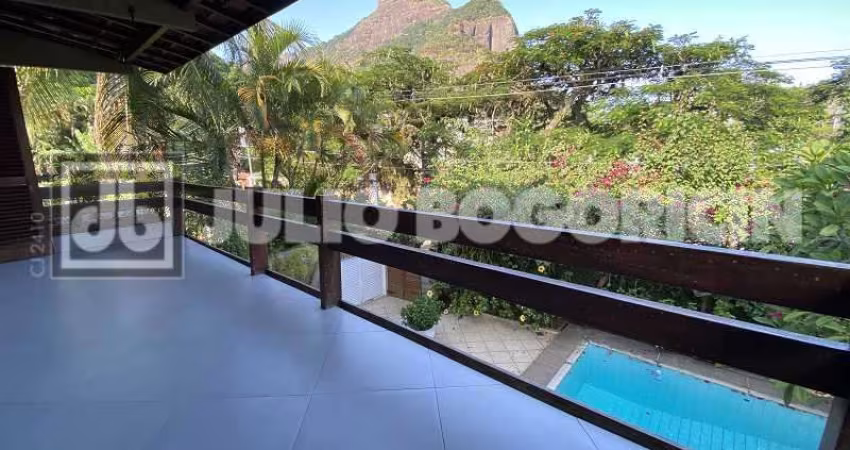 Casa em condomínio fechado com 4 quartos à venda na Rua Calheiros Gomes, Barra da Tijuca, Rio de Janeiro