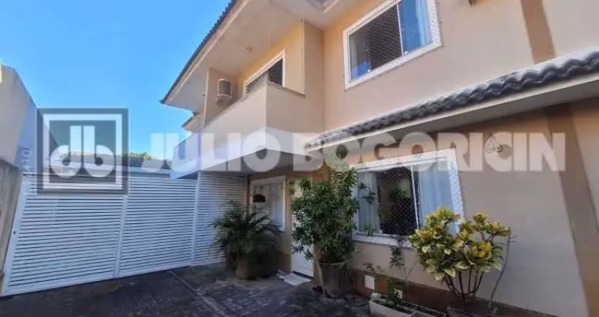 Casa em condomínio fechado com 3 quartos à venda na Rua Francisco Saturnino Braga, Anil, Rio de Janeiro