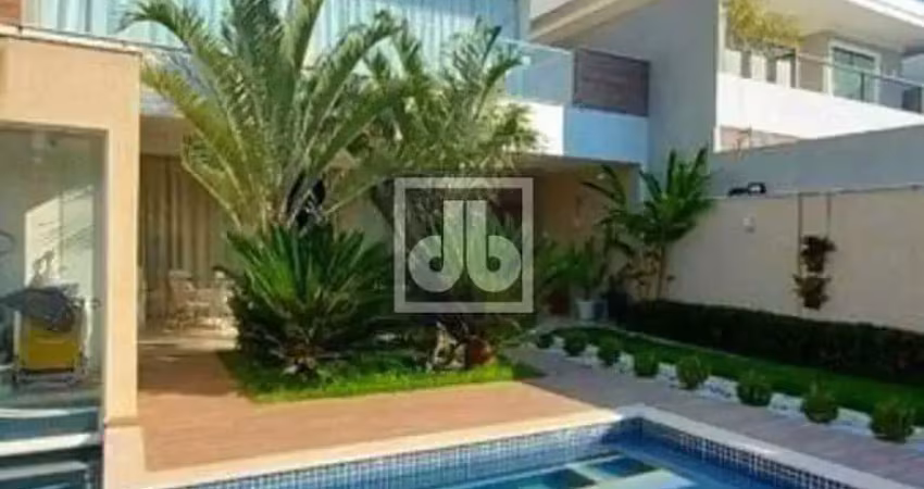 Casa em condomínio fechado com 5 quartos à venda na Estrada Vereador Alceu de Carvalho, Recreio dos Bandeirantes, Rio de Janeiro