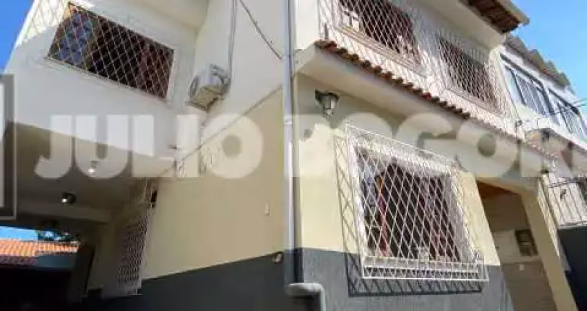 Casa em condomínio fechado com 3 quartos à venda na Rua Mário Carpenter, Pilares, Rio de Janeiro