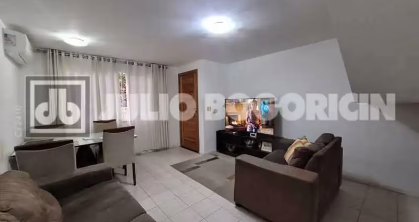 Casa em condomínio fechado com 2 quartos à venda na Rua Barão do Bananal, Cavalcanti, Rio de Janeiro