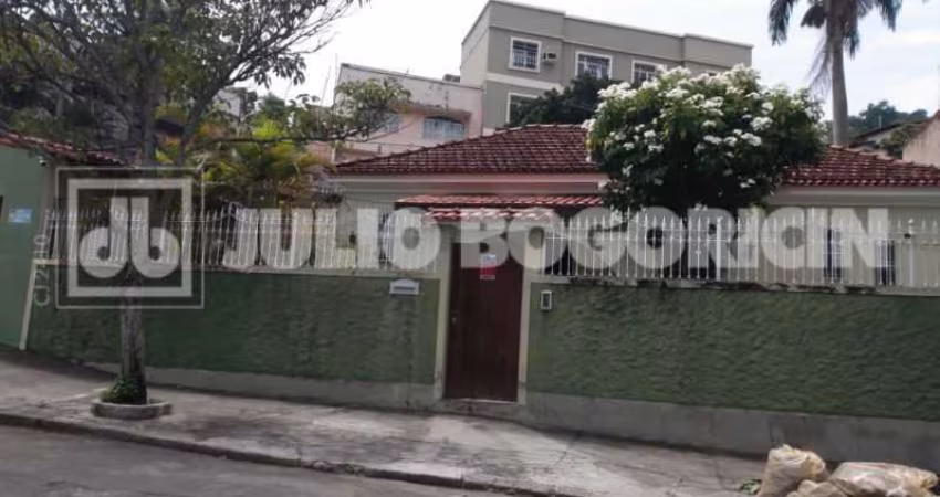 Casa com 3 quartos à venda na Rua General Silvestre Rocha, Icaraí, Niterói