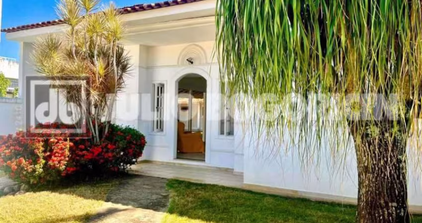 Casa com 6 quartos à venda na Rua José Neagle, Marazul, Niterói