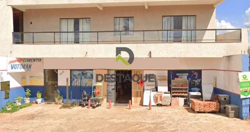 Imovel comercial a venda com 1 apartamento  de 180 no primeiro piso