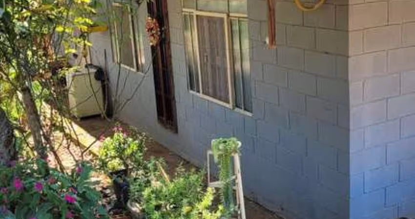 Casa com 2 dormitórios no Alagado com aceso ao Lago Boa Vista Aparecida