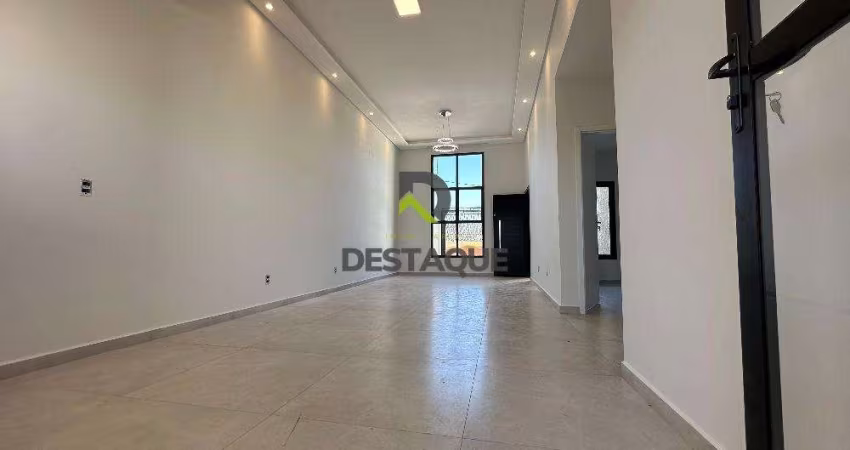 * SOBRADO NOVO COM 01 SUITE E 02 QUARTOS
