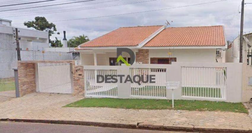 Casa com 4 quartos e 208m2 -  Bairro Neva
