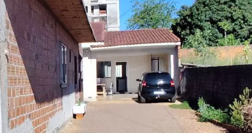 Casa com 5 quartos à venda no Coqueiral, Cascavel 