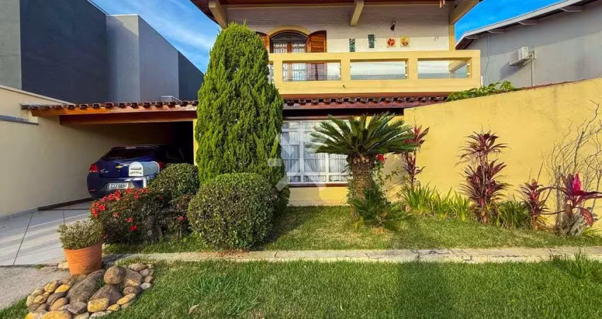 Casa em condomínio - jd das colinas - 4 dormitórios - 360m² terreno - sobrado