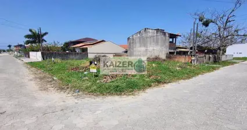 Terreno à venda na Rua Criciuma, Ubatuba, São Francisco do Sul