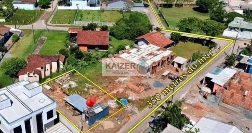 Lote de terreno situado em área nobre da praia de ubatuba, ( 350 metros do mar)