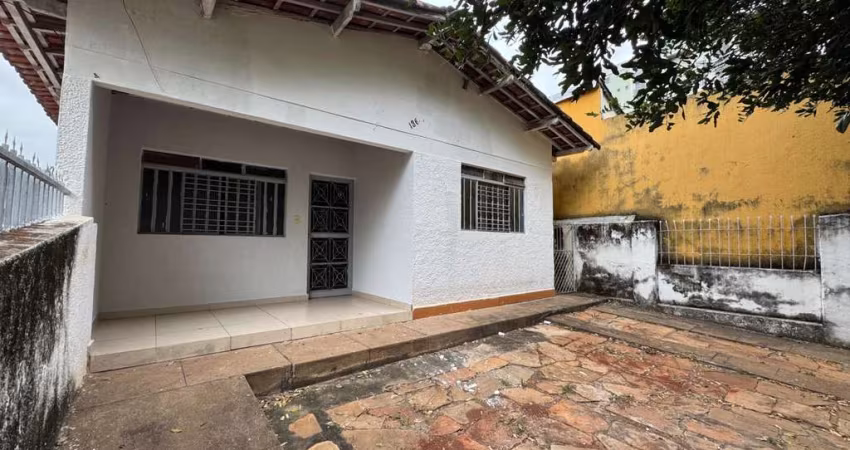 Casa Residencial Segunda Avenida, Qd. 02,  Lt. 17, n° 136, Setor Leste Vila Nova, Goiania, GO