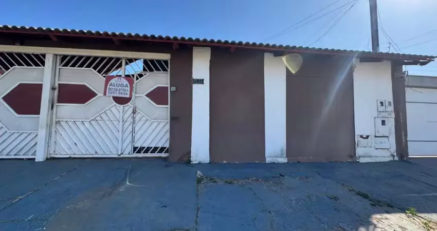 Casa com 3 quartos para alugar na Rua X 11, Cardoso Continuação, Aparecida de Goiânia