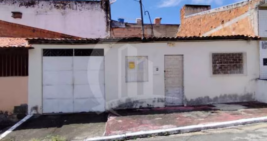 Casa á Venda Rua Maruim