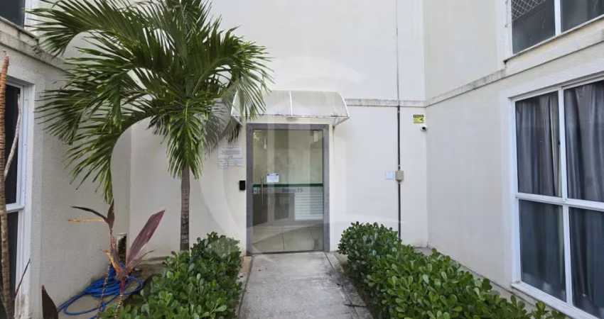 Apartamento à Venda no Condomínio Alameda da Costa