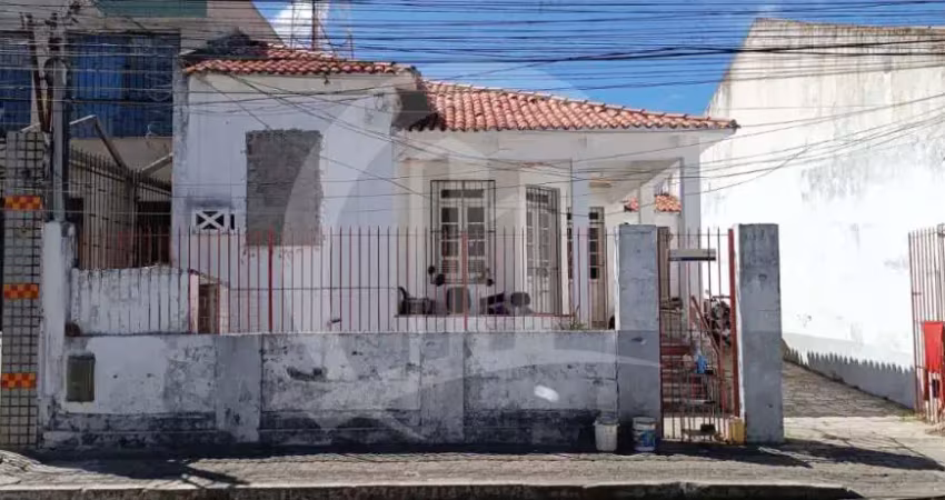 Casa com 3 quartos à venda no Centro, Aracaju 