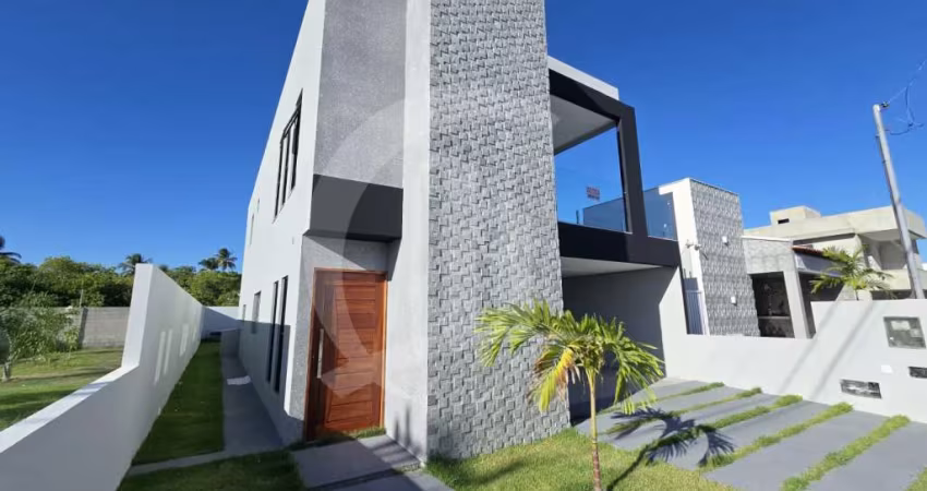 Casa 1º Andar Belíssima à Venda no Condomínio Sol e Praia