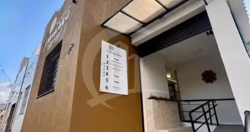 Sala comercial com móveis modulados disponível para locação bairro são josé