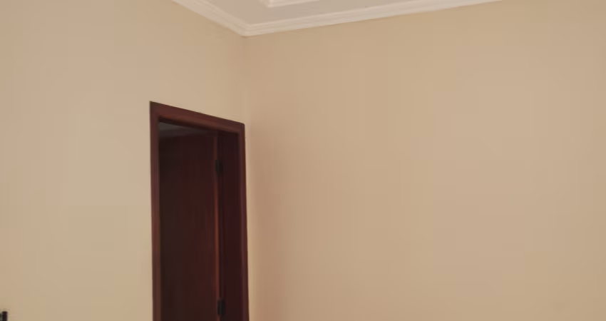 Aluga-se Casa com 2 Quartos – Excelente Oportunidade!