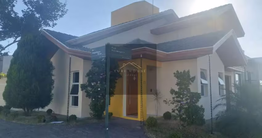 Casa em condomínio de luxo em caçapava-sp: 3 quartos, 1 suíte, 2 salas, 3 banheiros, garagem para 2 carros - 215,65 m²