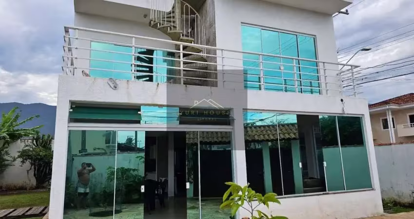 Casa no condomínio portal do patrimônium em caraguatatuba-sp: 4 quartos, 1 suíte, 2 salas e 222m² de área