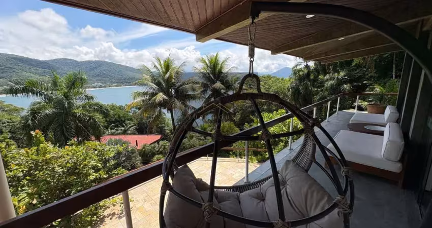 Casa de luxo em condomínio à venda em toninhas, ubatuba-sp: 5 quartos, 3 suítes, 3 salas, 5 vagas de garagem, 450m² de área.
