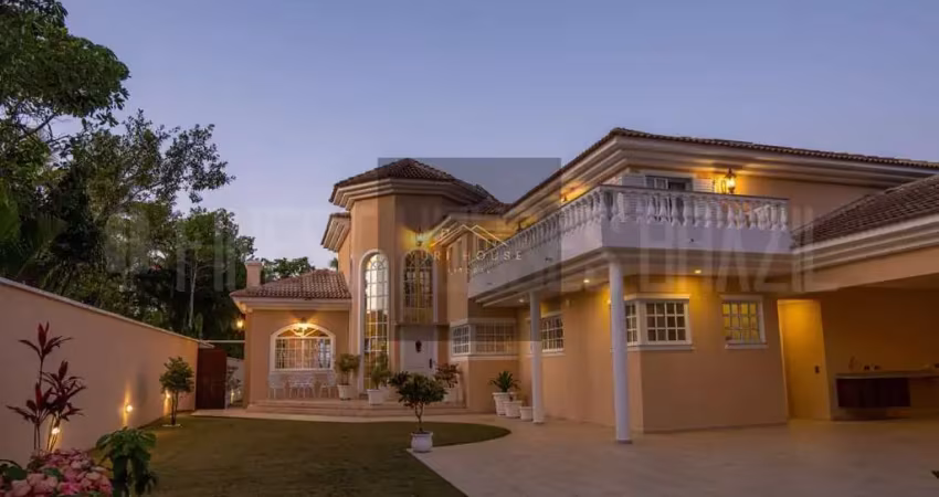 Luxuosa casa em condomínio à venda em ubatuba-sp, praia dura: 6 quartos, 6 suítes, 3 salas, 6 banheiros, 4 vagas de garagem, 600m².
