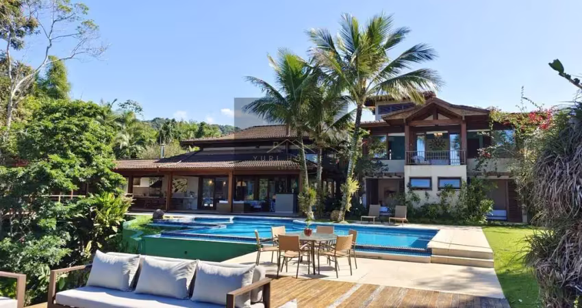 Casa de luxo em condomínio na cidade de ubatuba-sp, praia brava : 4 quartos, 4 suítes, 3 salas, 5 banheiros, 4 vagas de garagem, 450m².