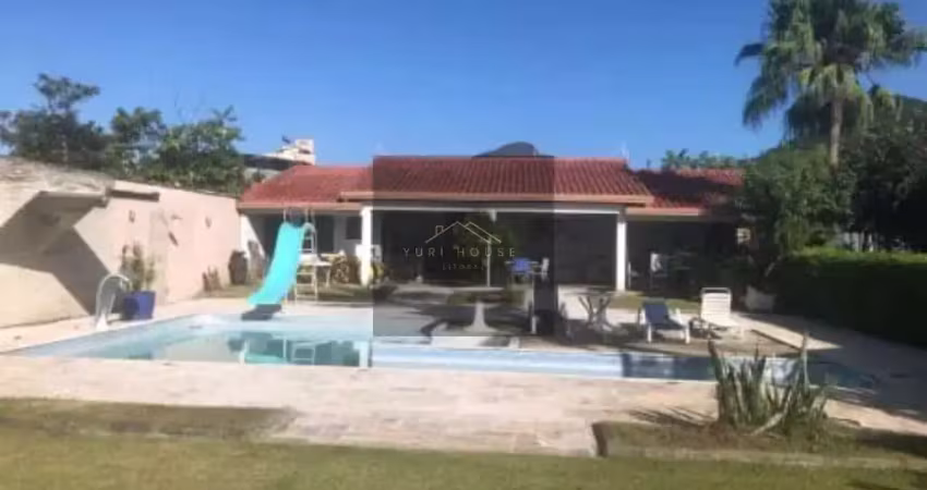 Casa com 6 quartos à venda na Rua São José dos Campos, Sumaré, Caraguatatuba