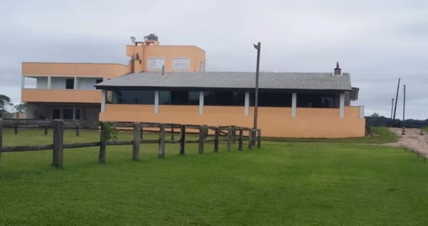 MARAVILHOSO HARAS À VENDA EM TIJUCAS