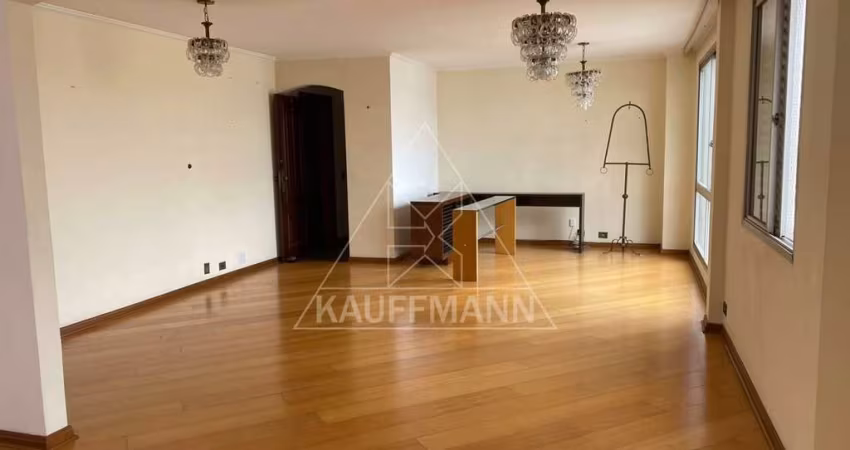Apartamento à Venda no Jardim Paulista - 3 Dorms (3 Suítes), 3 Vagas  189,00 m² útil.