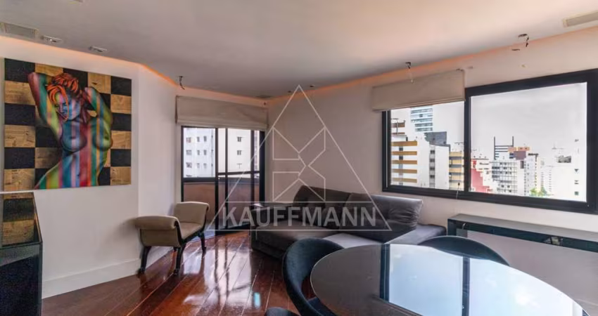 Impecável apartamento todo reformado, com diferenciais, confira