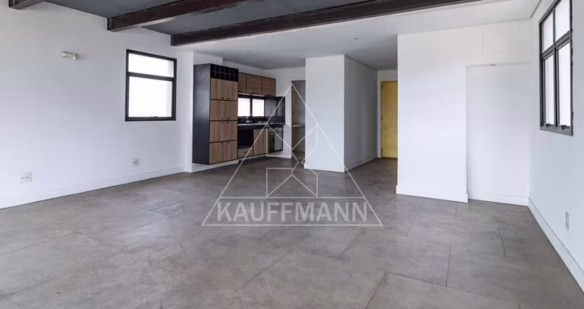 Cobertura à Venda em Perdizes  3 dorms (  2 suítes ), 3 vagas A.U 200,00m²