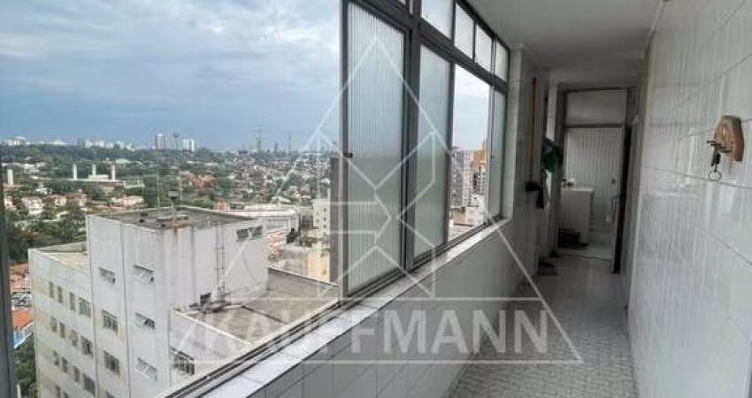 Apartamento em Higienópolis á Venda com 3 Dormitórios (1 Suíte), 2 Vagas e 275m² A.Ú.