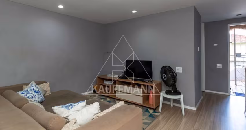Casa para Venda em Perdizes - 3 Dormitórios, 1 Vaga, 110m² A.C