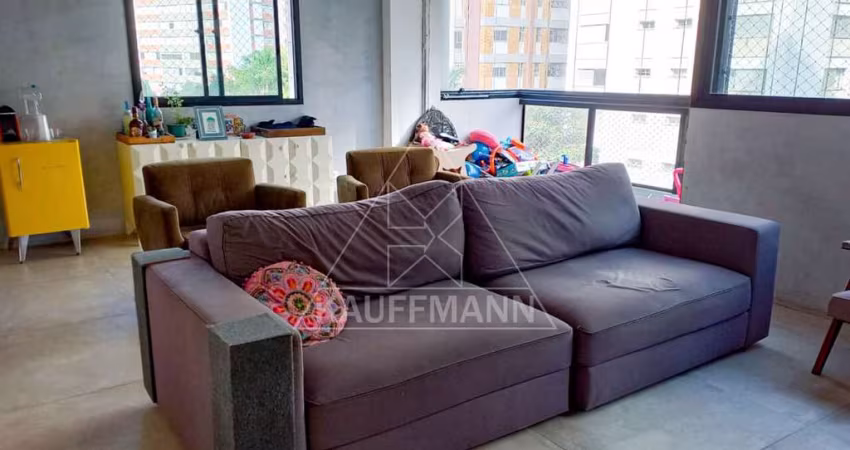 Apartamento para Venda em Perdizes ? 4 Dorms (3 Suítes), 2 Vagas, 213m² A.U.