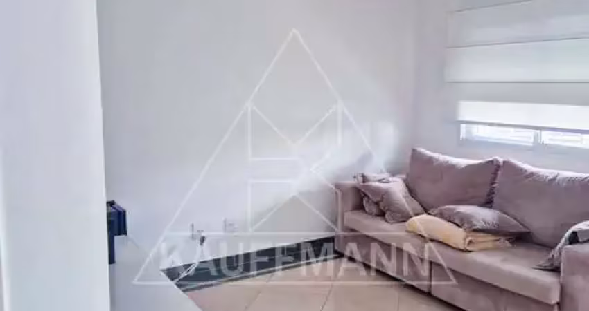 Apartamento à Venda em Perdizes - 4 Dormitórios (2 Suítes), 3 Vagas, 125m² A.U.