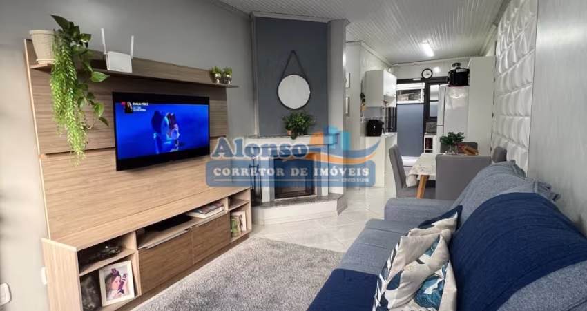 Casa semi mobiliada com lareira no Desvio Rizzo