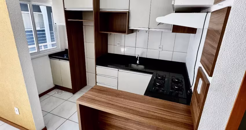 Amplo apartamento semi mobiliado com sacada no morada dos alpes