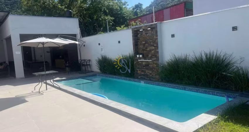 Casa para Locação em Balneário Camboriú, Barra, 4 dormitórios, 1 suíte, 4 banheiros, 2 vagas