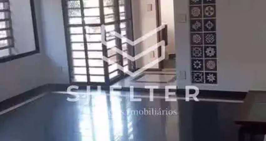 Amplo apartamento 140m², 4 dormitórios, suíte, 2 vagas paralelas, com elevador no Parque Bandeirantes por R$ 370 mil!