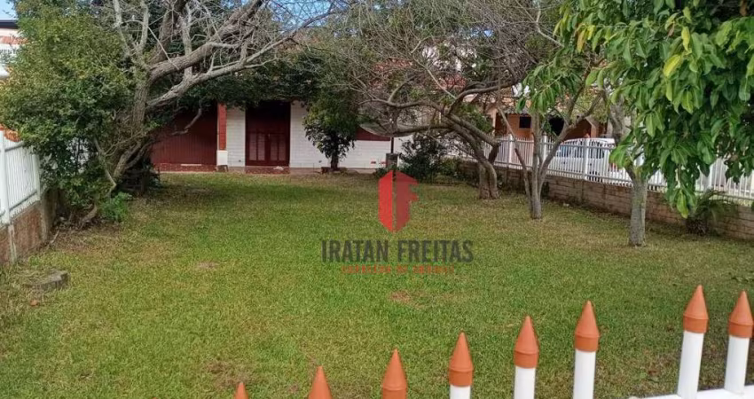Casa com 2 dormitórios à venda, 87 m² por R$ 296.800,00 - Balneário Figueirinha - Arroio do Sal/RS