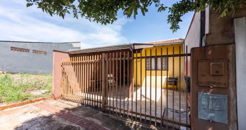 Casa com ótima localização no Jardim Elizabeth