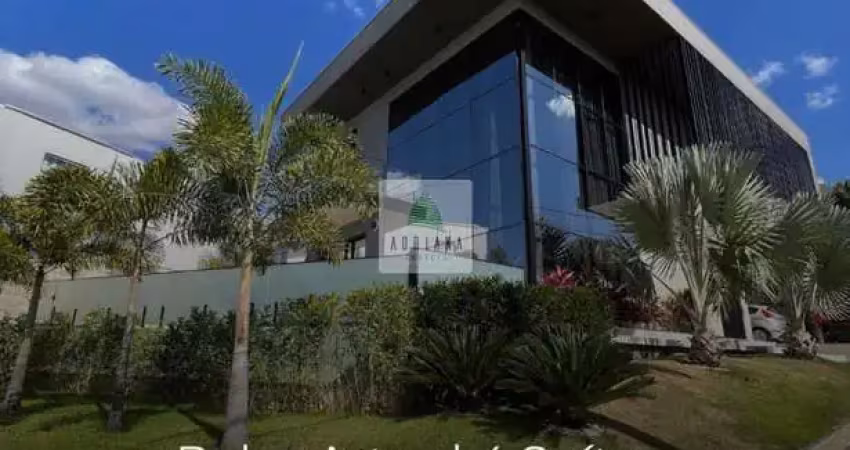 Sobrado  alto padr&amp;atilde;o arquitetura diferenciada  4 quartos sendo 3 su&amp;iacute;tes &amp;aacute;rea de lazer integrada espa&amp;ccedil;o gourmet piscina  4 vagas  acabamento &amp;uacute;nico