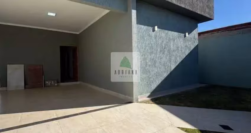 Venda casa ampla &oacute;timo custo beneficio 3 quartos sendo 1 su&iacute;te quintal 2 vagas de garagem