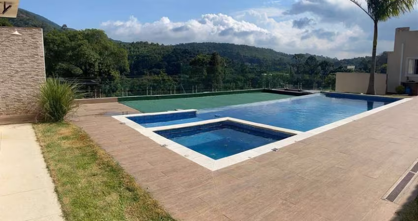 CASA A VENDA EM NAZARÉ PAULISTA