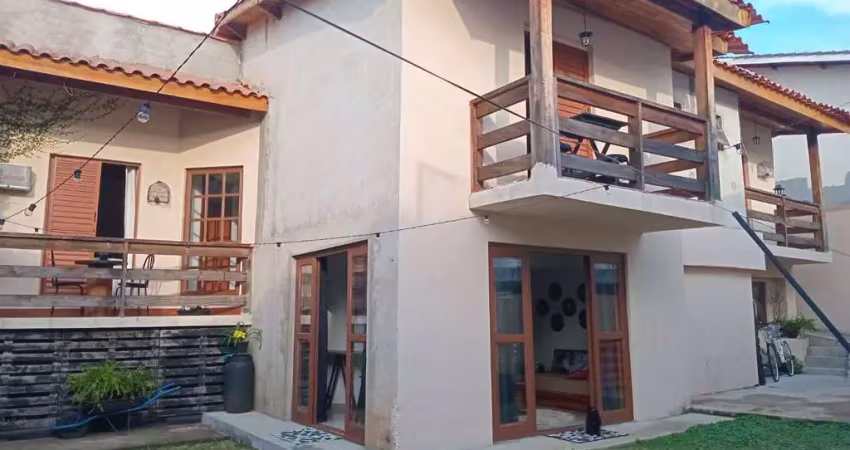 Casa com 3 quartos à venda no Atibaia Jardim, Atibaia 