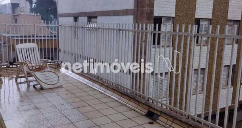 Apartamento para alugar no bairro Santo Agostinho com 150 m² e 3 quartos.