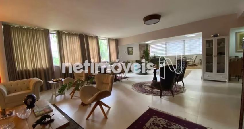 Apartamento à venda no bairro Lourdes com 300 m² e 4 dormitórios/quartos disponíveis