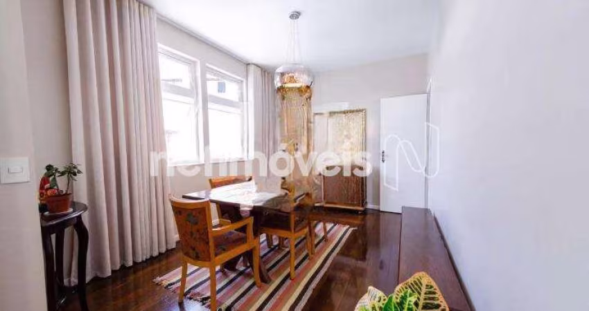 Apartamento à venda no bairro São Pedro com 136 m² e 3 dormitórios/quartos.
